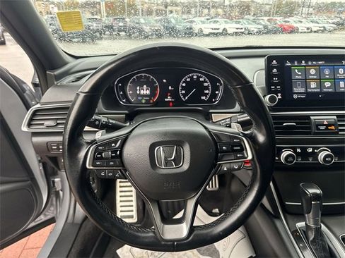 Used 2022 Honda Accord Sport image 15