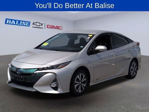 Used 2017 Toyota Prius Prime Advanced FWD image 7