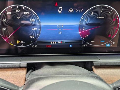 New 2026 Mercedes-Benz GLE 450 4MATIC image 10