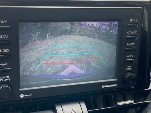 Used 2020 Toyota RAV4 XLE w/ XLE Grade Weather Package image 8