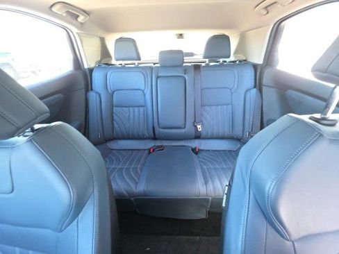 Used 2023 Nissan Ariya image 23