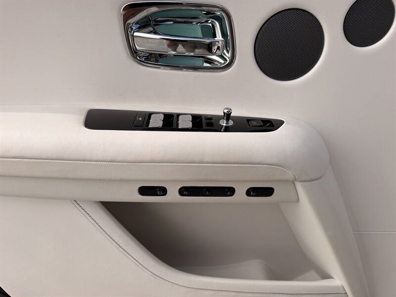 Used 2021 Rolls-Royce Ghost AWD/4WD image 42