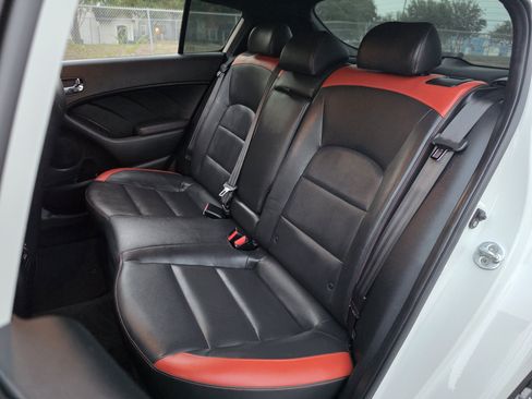 Used 2017 Kia Forte SX FWD image 19