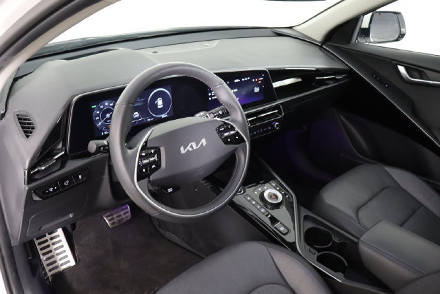 Certified 2023 Kia Niro Wave FWD image 28