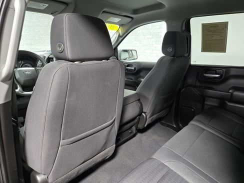 Used 2022 Chevrolet Silverado 1500 Custom Trail Boss AWD/4WD image 33