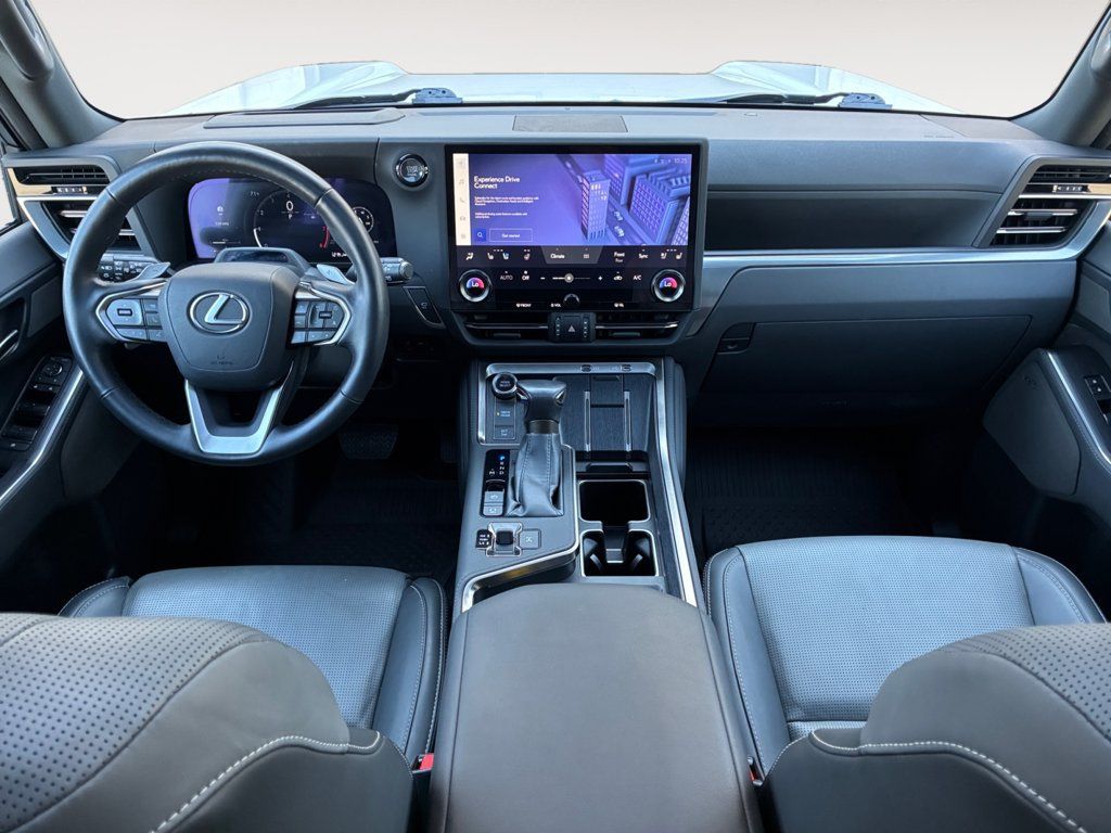 Used 2024 Lexus GX 550 w/ Accessory Package (2T) AWD/4WD image 10