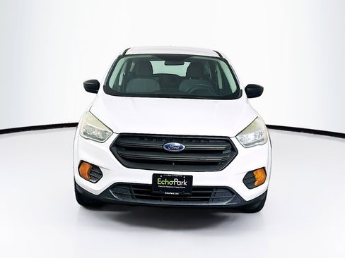 Used 2017 Ford Escape S image 2