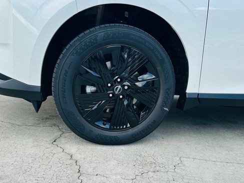 New 2026 Nissan Murano SV image 12