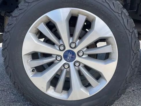 Used 2017 Ford F150 XL w/ Equipment Group 101A Mid image 6