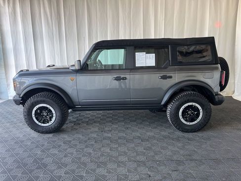 Used 2024 Ford Bronco Badlands w/ Sasquatch Package AWD/4WD image 29