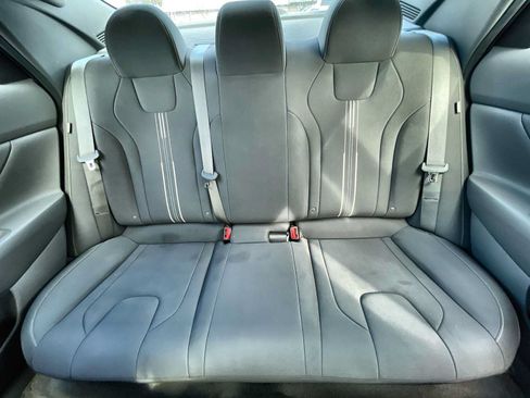 Used 2024 Hyundai Elantra SEL FWD image 24