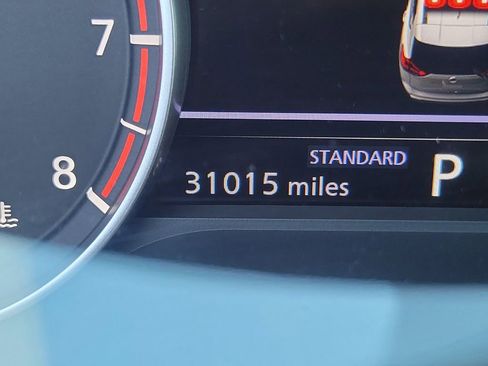 Used 2025 Nissan Rogue SV image 28