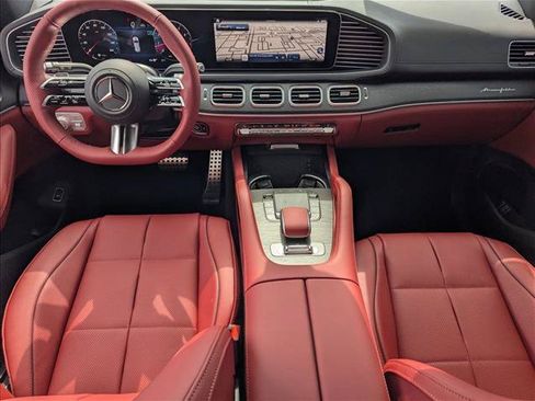 New 2026 Mercedes-Benz GLS 580 4MATIC image 14