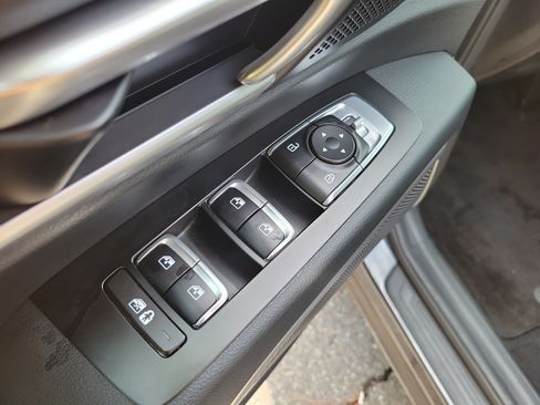 Certified 2024 Kia Telluride S AWD/4WD image 20