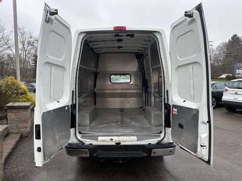 Used 2017 Nissan NV 3500 SL w/ Technology Package image 6