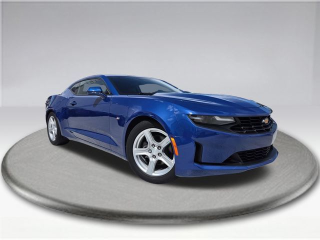 Used 2023 Chevrolet Camaro LT RWD image 39