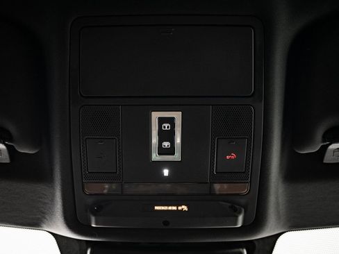 Used 2020 Land Rover Range Rover Evoque R-Dynamic HSE image 39