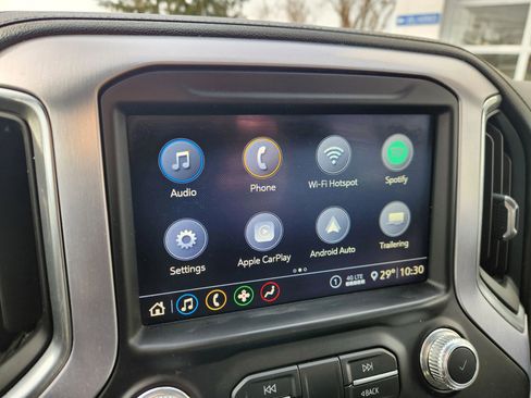 Used 2020 GMC Sierra 1500 SLE w/ SLE Value Package image 32