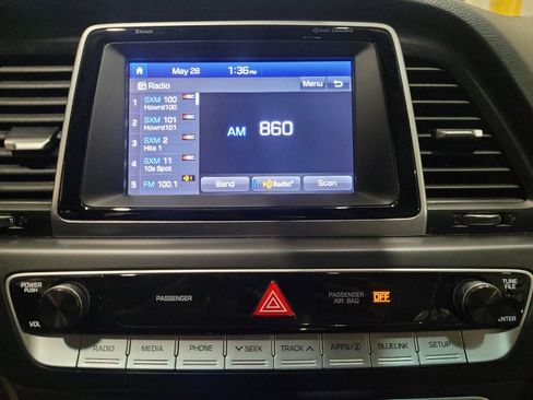 Used 2019 Hyundai Sonata SEL w/ Tech Package 02 FWD image 25