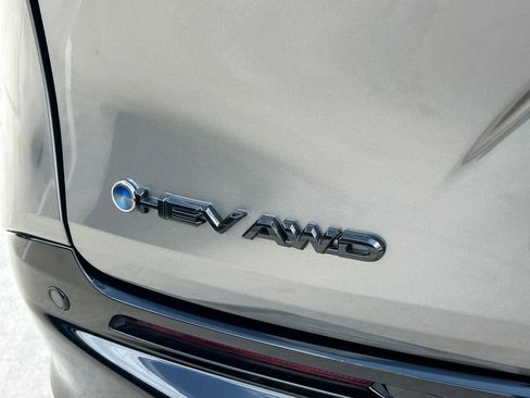 Used 2026 Toyota Sienna XSE AWD/4WD image 13