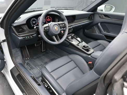 Used 2025 Porsche 911 Targa 4 GTS image 4