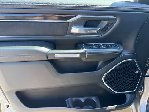 Used 2021 RAM 1500 Laramie w/ Sport Appearance Package AWD/4WD image 29