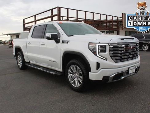 Used 2024 GMC Sierra 1500 Denali w/ Technology Package AWD/4WD image 1