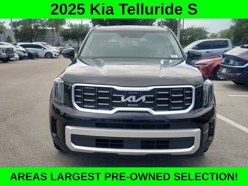 Certified 2025 Kia Telluride S AWD/4WD image 2