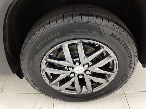 Used 2017 GMC Acadia SLT AWD/4WD image 49