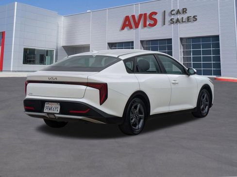 Used 2025 Kia K4 FWD image 6