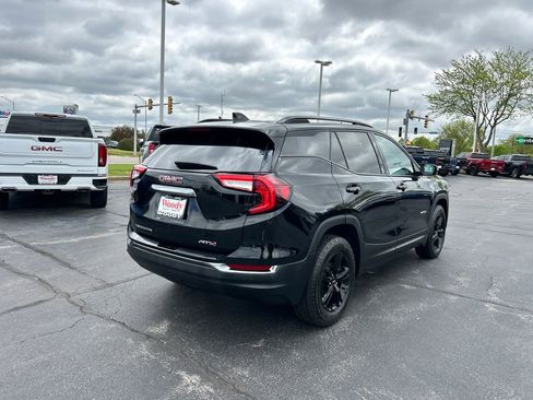Used 2023 GMC Terrain AT4 AWD/4WD image 10