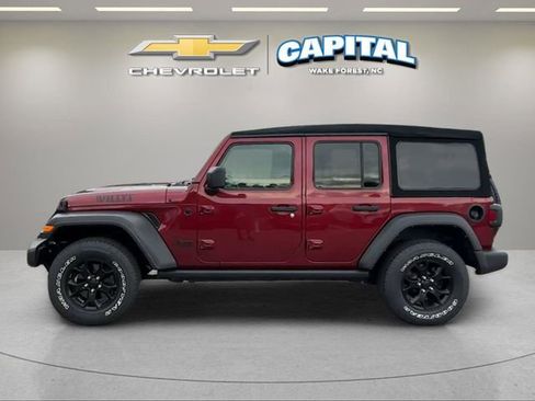 Used 2021 Jeep Wrangler Unlimited Sport AWD/4WD image 2