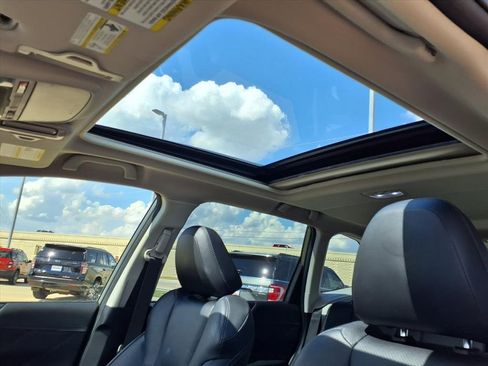 Used 2023 Subaru Forester Limited w/ Popular Package #3 image 9