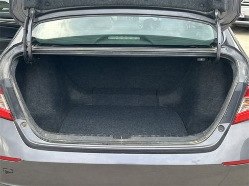 Used 2021 Honda Accord LX image 13