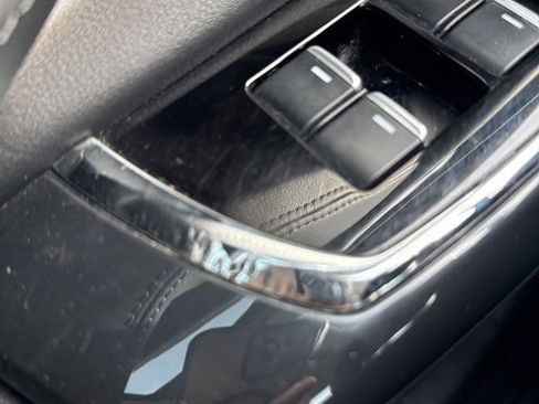 Used 2019 MAZDA CX-9 Touring w/ Touring Premium Package image 26