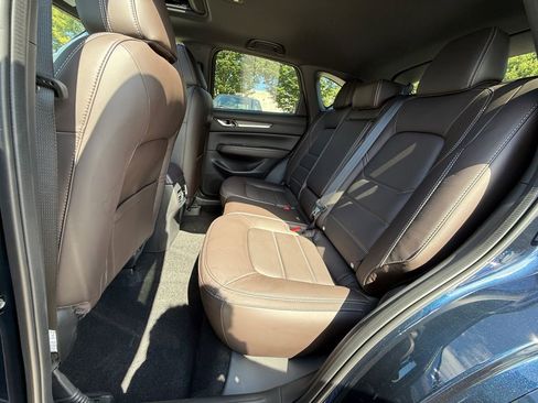 New 2025 MAZDA CX-5 Signature image 19