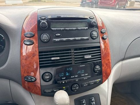 Used 2008 Toyota Sienna XLE FWD image 20