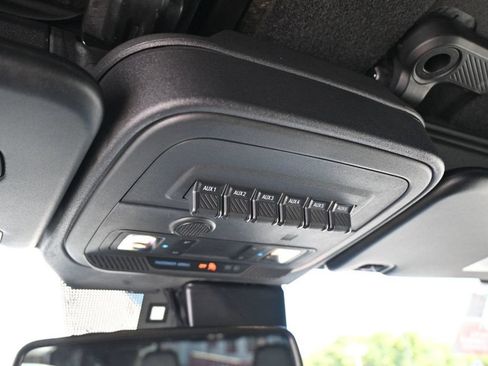 Used 2023 Ford Bronco Wildtrak AWD/4WD image 27