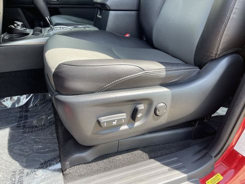 Used 2016 Toyota 4Runner SR5 Premium AWD/4WD image 19