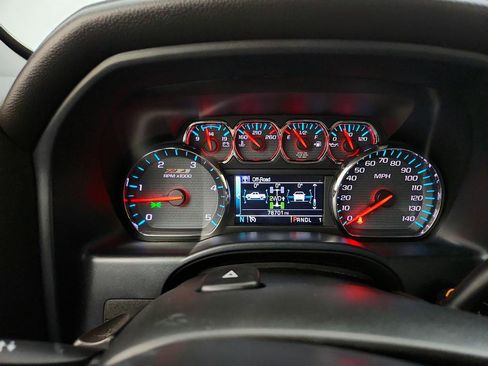 Used 2019 Chevrolet Silverado 2500 LTZ w/ Duramax Plus Package AWD/4WD image 15