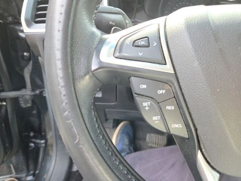 Used 2015 Ford Edge SEL w/ Equipment Group 201A image 16