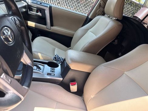 Used 2016 Toyota 4Runner SR5 Premium AWD/4WD image 2