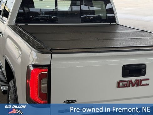 Used 2018 GMC Sierra 1500 SLT image 5
