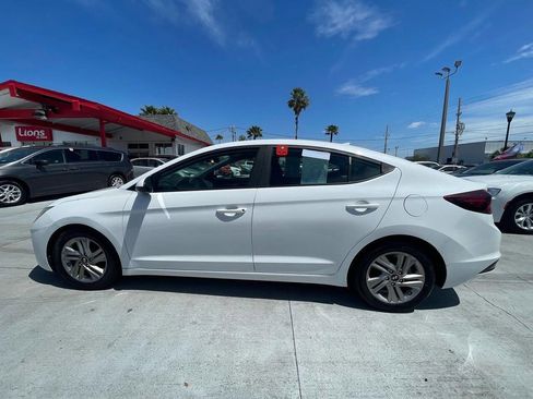 Used 2019 Hyundai Elantra SEL w/ Cargo Package FWD image 16