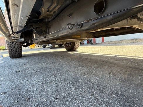 Used 2007 GMC Sierra 2500 SLE w/ Z71 Off-Road Package image 17