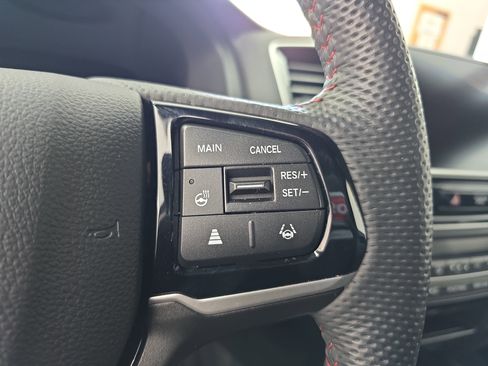 Used 2024 Honda Ridgeline Black Edition image 17