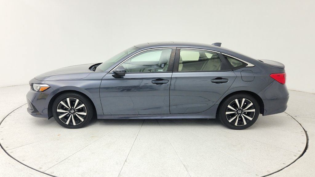 Used 2022 Honda Civic EX image 4