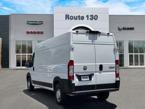 Used 2026 RAM ProMaster 2500 w/ Convenience Group FWD image 3
