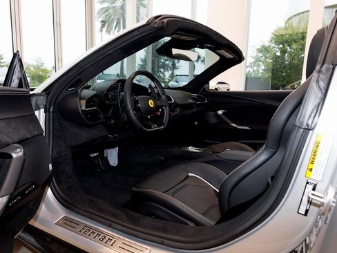 Used 2024 Ferrari 296 GTS image 28