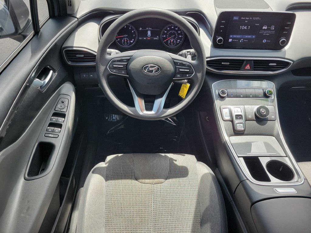 Used 2022 Hyundai Santa Fe SE FWD image 13